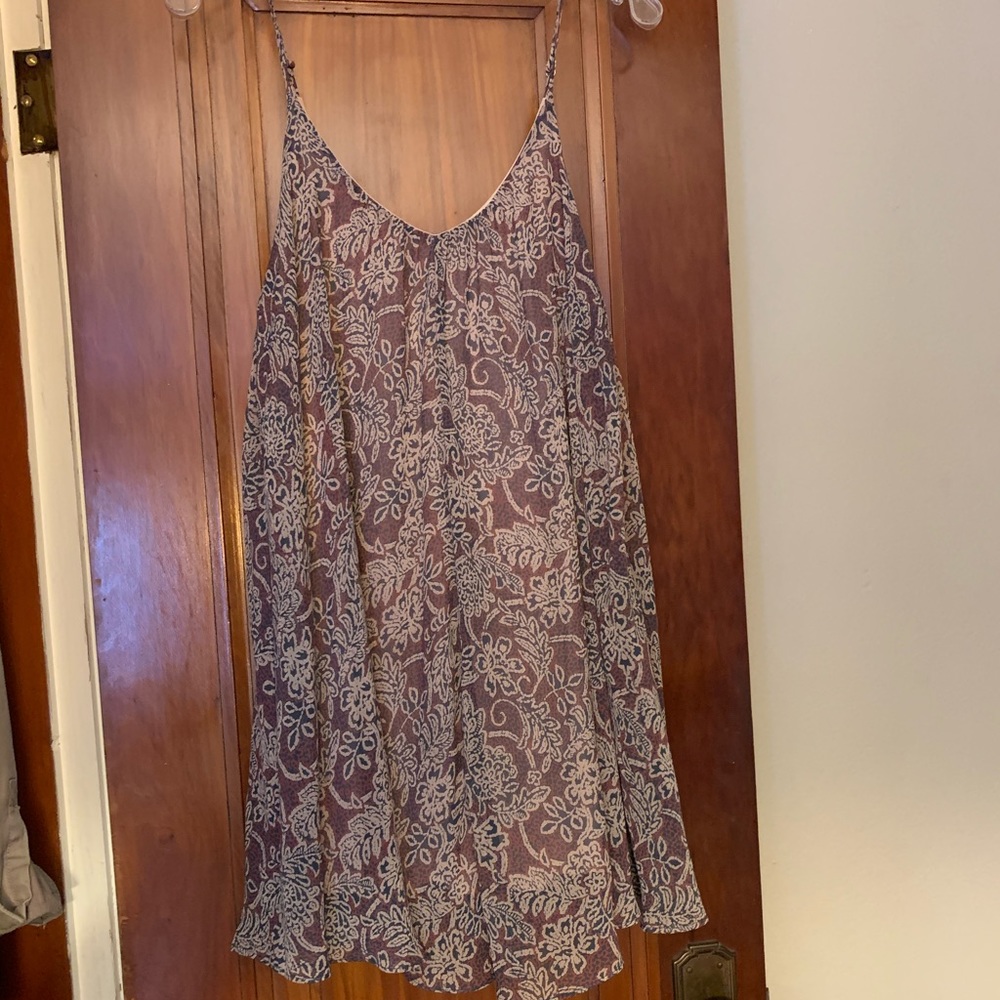 Lush spaghetti strap shift dress